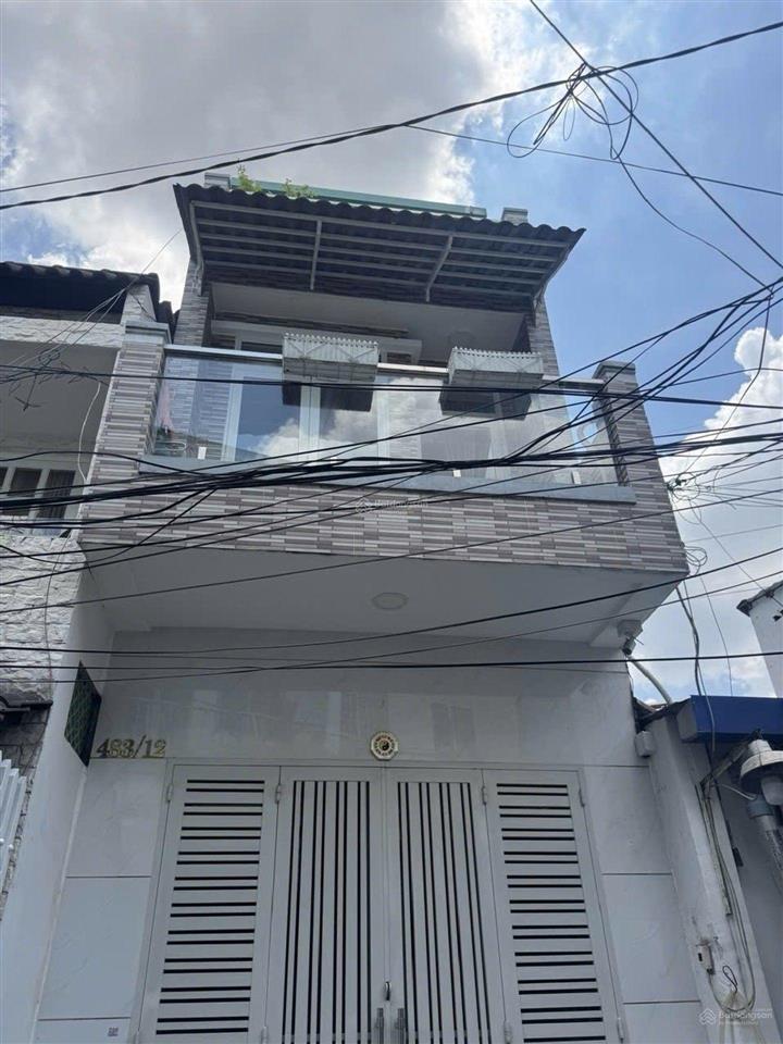 Tân phú $$ 5.47 tl
bán nhà đường âu cơ đẹp 3 tầng sau lưng mặt tiền âu cơ dt 3.313m(nở hậu 4.3 m