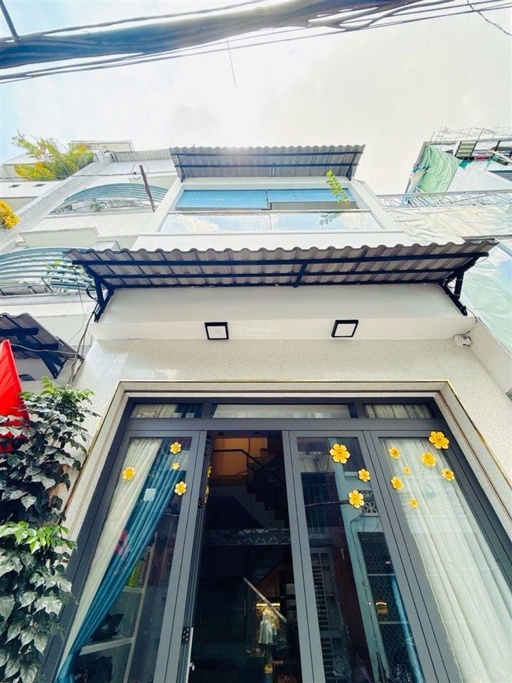 Quận 10 $ 9.1 tl 46m²  3 tầng  hẻm xe hơi. cách mặt tiền 50m
dt 46 m² (4 x 12)
trệt lửng lầu