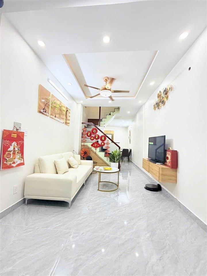 Tân bình $ hạ giá mới 3ty9 tl
bán nhà nguyễn sỹ sách
dt 30 m2 (3.1 10)
siêu phẩm hxh 30