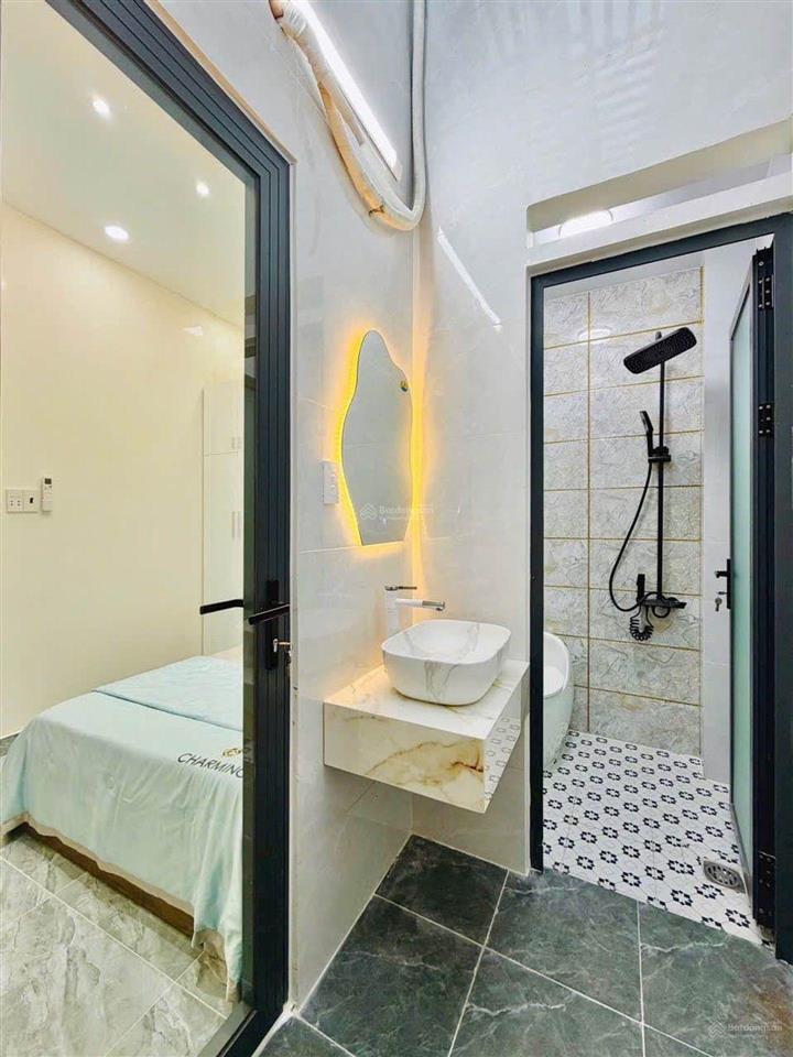 Tân bình 5.2 tỷ tl bán nhà hoàng bật đạt dt 3.1m x 13m, nở hậu hẻm xe hơi tới cửa