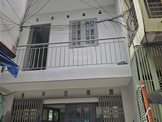 Tân bình $ chủ gấp bán hạ 600tr giá mới 5.3 tỷ tl.
bán nhà đường phú hòa .
dt28 m2(3.8 7)