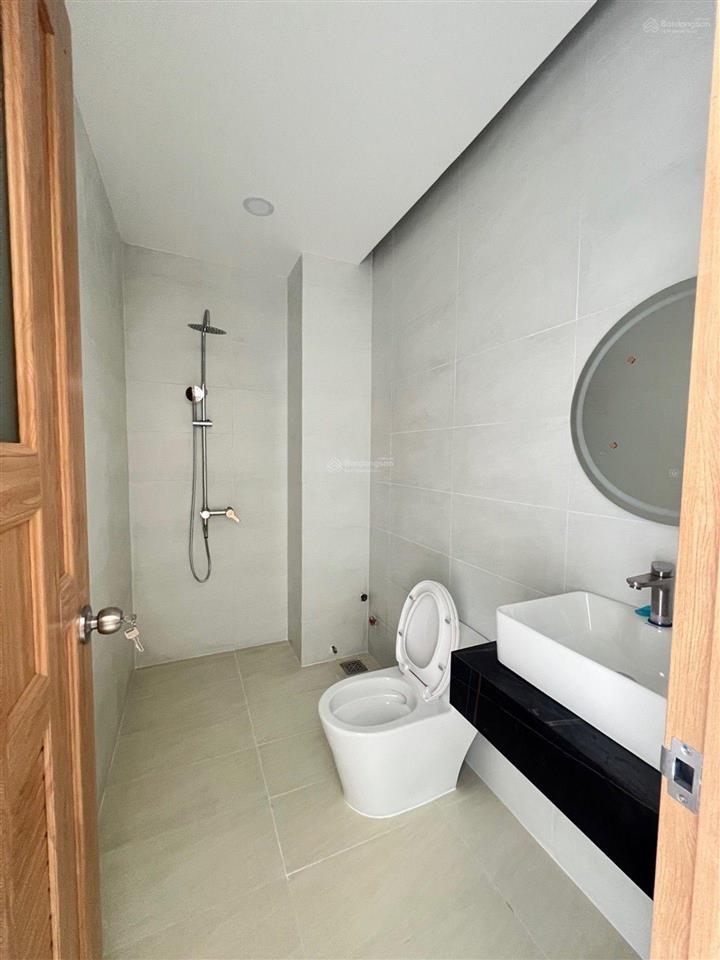 Quận 11 $ 7.3 tl
khu phân lô ,lạc long quân dt31 m2( 4 8)
nhà 5 tầng mới đẹp ở ngay