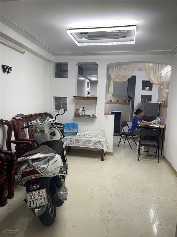 Quận 11 hạ giá mới 5.65 tl, bán nhà lạc long quân dt 30m2 (3.4 8.7) nhà đẹp lạc long quân
