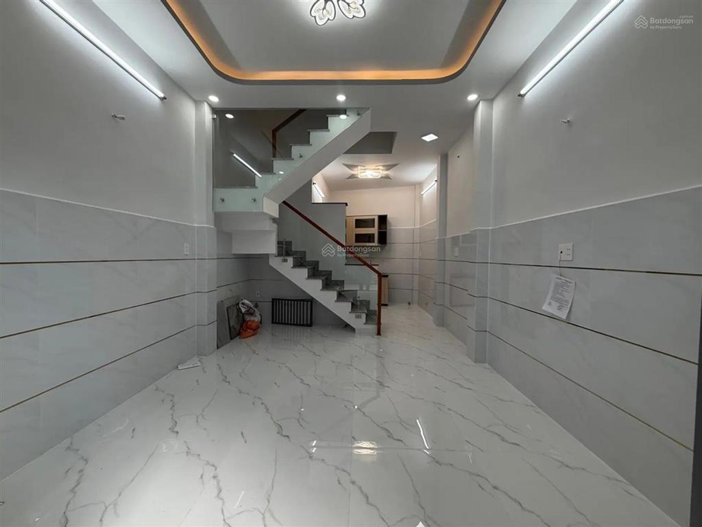 Bình tân 3,95 tỷ tl bán nhà đường 16a. 32m2 (4x8) 2 tầng  khu gò xoài  nhà mới keng