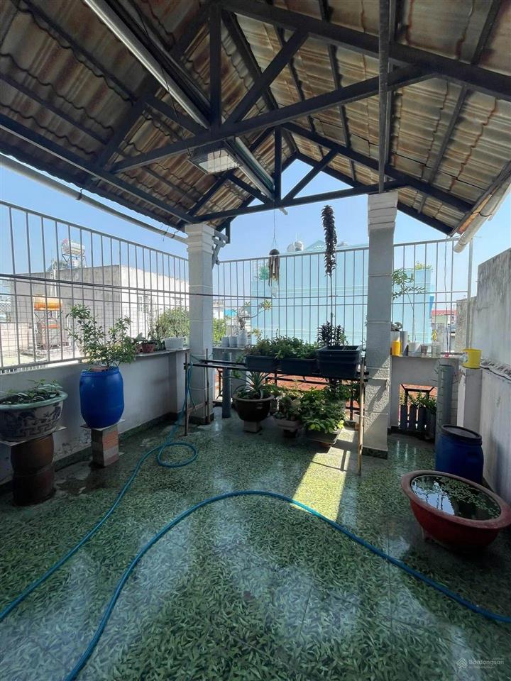 Bình tân gấp quá gấp giảm tiếp giá mới 4tỷ1 tl
bán nhà hồ văn long
dt 51 m2 (4 x 13m)