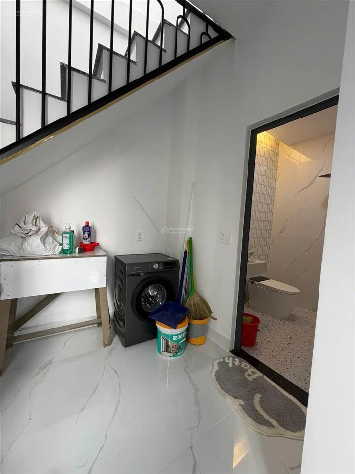 Tân phú chủ giảm tiếp giá mới 6.9 tl
bán nhà phú thọ hòa dt55.5 m2 (4.4 nở hậu 5.2 13)