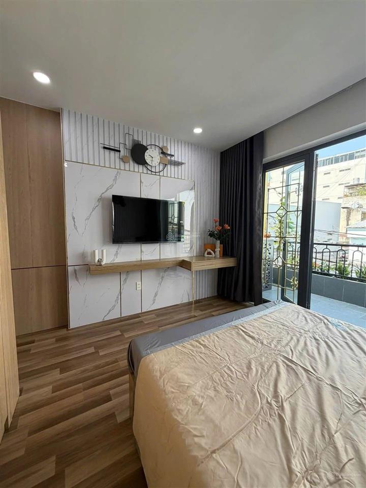 Tân phú chủ giảm tiếp giá mới 6.9 tl
bán nhà phú thọ hòa dt55.5 m2 (4.4 nở hậu 5.2 13)
