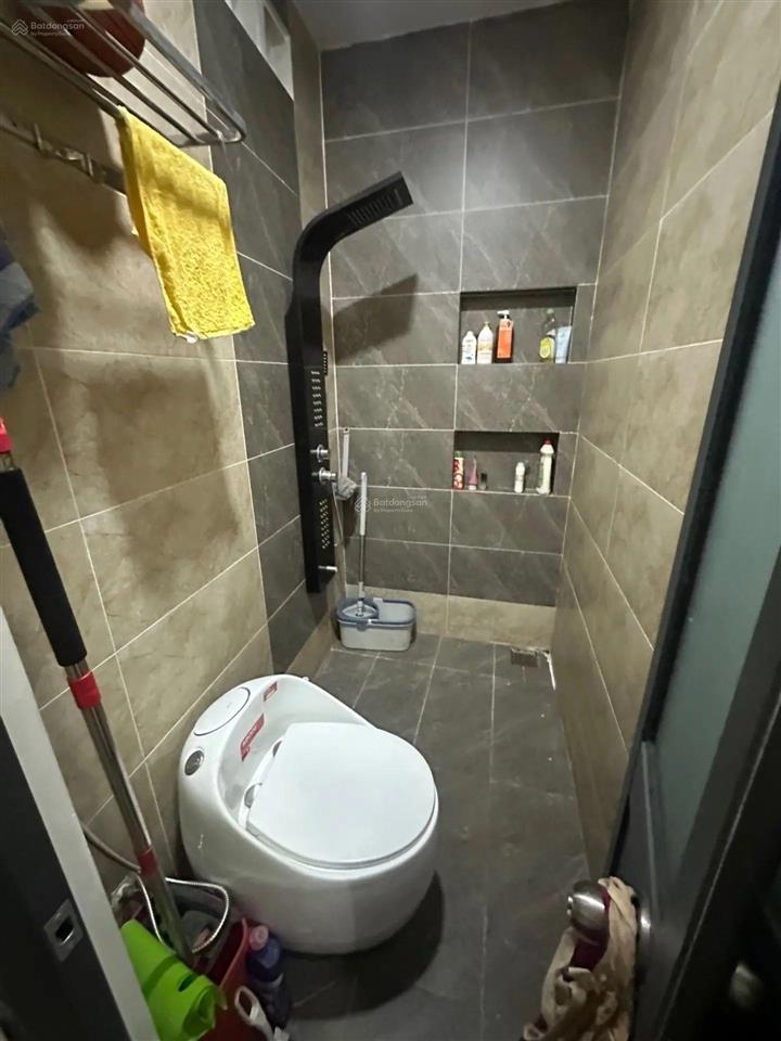 Quận 6 $ giá mới 4.7 tl
bán nhà mai xuân thưởng dt 34 m2 (6.2 x 5.5)
kết cấu 1 trệt, 1