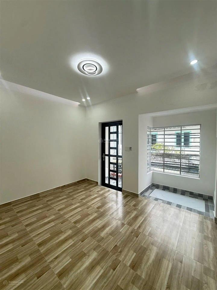 Bình tân  lê đình cẩn $ 5 ty tl
dt48 m2( 4 12)
2 tầng  4pn  48m2  full nội thất  hẻm x