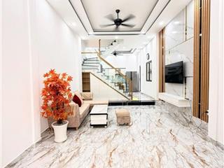 Tân bìnhthép mới $giảm giá mới 9.2 tl
dt48 m2 (4.2 11.3)nở hậu ít nhà 2 tầng đúc btct chắ