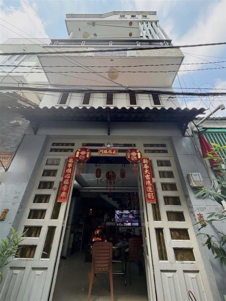 Bình tân lê văn quới $ 3,98 tỷ tl
dt 34 m2 (4 x 8,5) kết cấu 1 trệt, lửng, lầu 3 phò