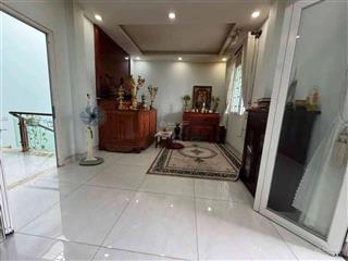 Bình tân  bùi tư toàn, hạ còn 9,95 tỷ tl
dt 124 m2, 6.5 x 19
chủ muốn bán nhanh để về quê, 4 pn.