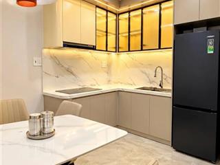 Quận 10  thành thái $ 5.8 tl
dt 30 m2 (3.7 x 8) 30 m2  3 tầng  an ninh  kết cấu trệt