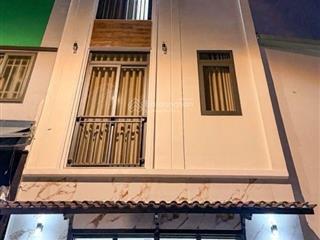 Quận 1 gần trường sa bình thạnh