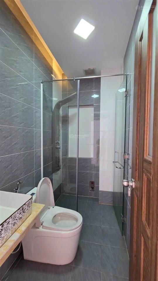 Nhà 5 tầng ngay bình trị đông 4 x 14 m đường 5m full nội thất chỉ hơn 6 tỷ xíu