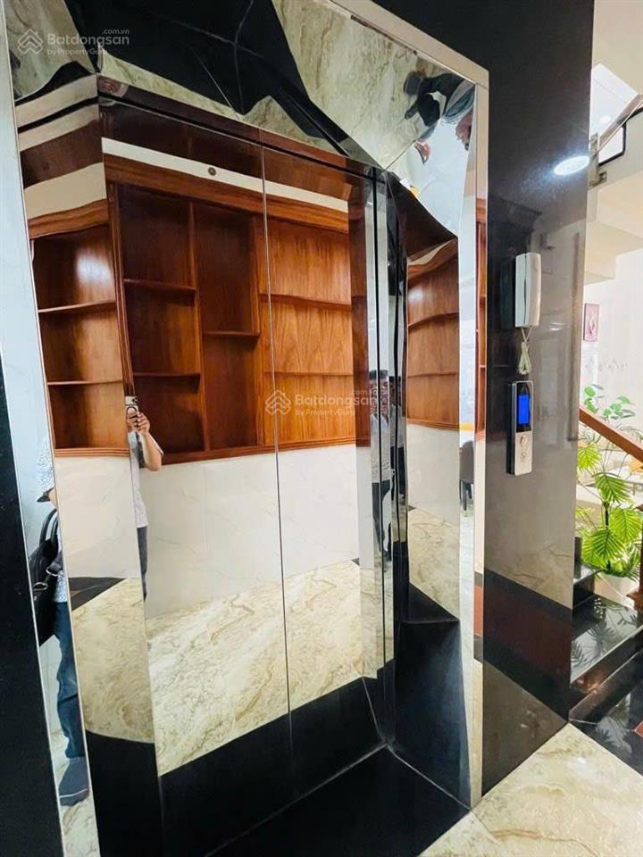 Kề bình trị đông nhà 4 tầng 4 x 20m hẻm xe tải tránh nhỉnh 8 tỷ