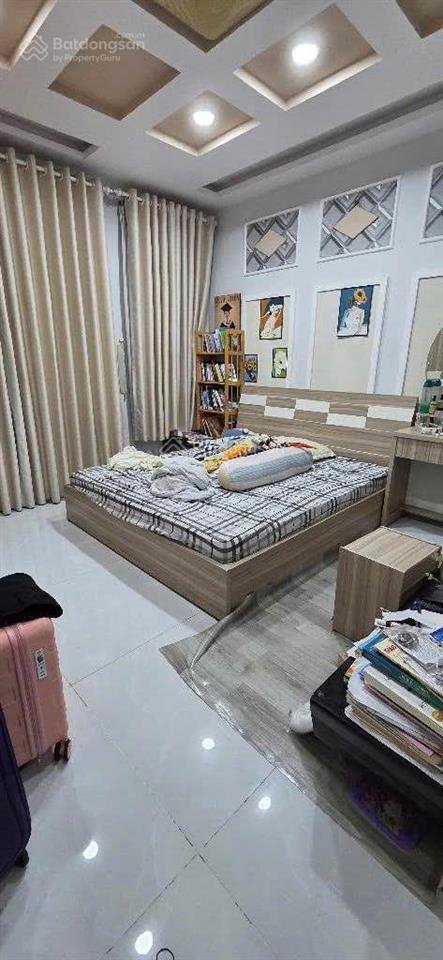 Siêu phẩm cực đẹp  đường 10m ngay võ văn kiệt  4 x 18m  5 tầng  nhỉnh 8 tỷ