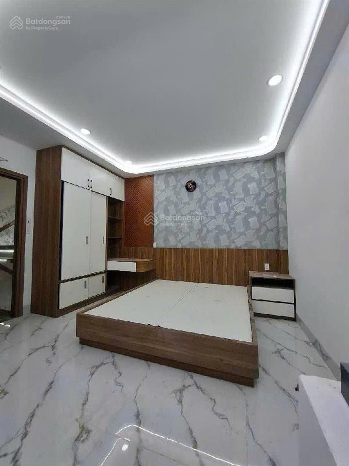 Lê văn quới  4.5 x 12m  5 tầng  xe hơi ngủ trong nhà tặng full nội thất  nhỉnh 7 tỷ