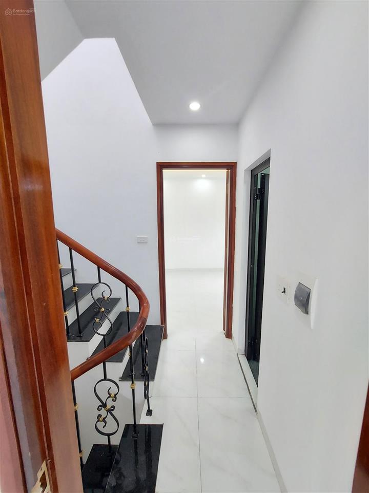 Chỉ 2.7 tỷ có ngay căn 40m²*4t tại chương mỹ. 4pn, ngõ oto qua cửa. thoáng 2 mặt. cực hiếm