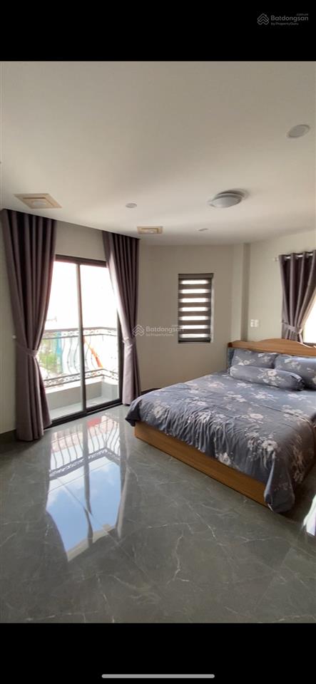 Hẻm xe hơi cầm bá thước  nhà mới 5 tầng  4 pn 6 wc