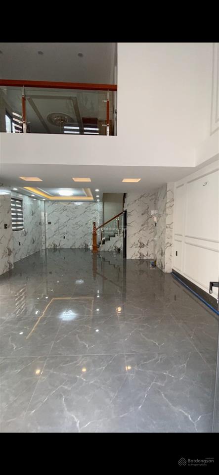 Hẻm xe hơi cầm bá thước  nhà mới 5 tầng  4 pn 6 wc