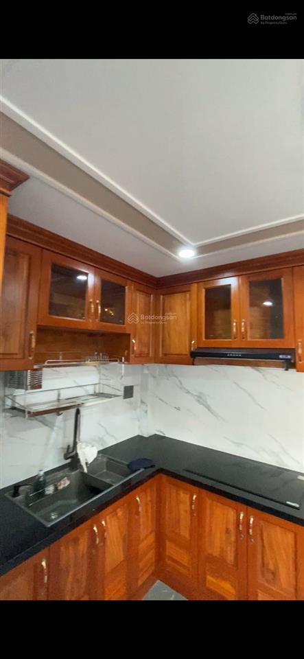 Hẻm xe hơi cầm bá thước  nhà mới 5 tầng  4 pn 6 wc