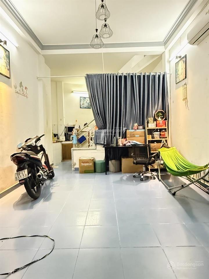Hoàng hoa thám  bình thạnh  33m2  4 tầng hẻm 3m chỉ 7.x tỷ