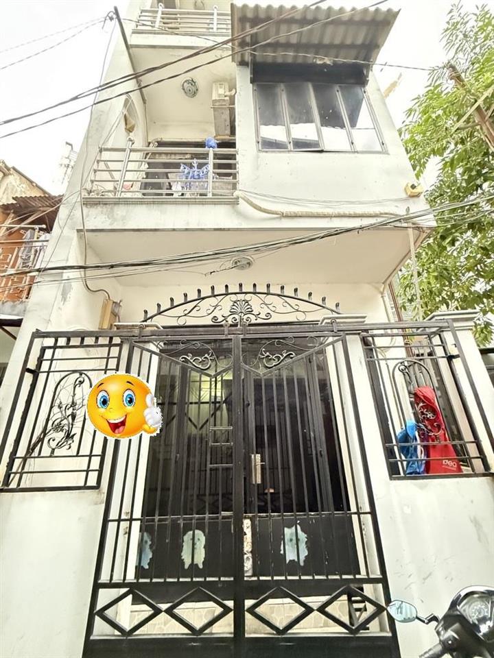 Hoàng hoa thám  bình thạnh  33m2  4 tầng hẻm 3m chỉ 7.x tỷ