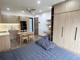 Cho thuê studio trung kính nội thất xịn, ban công rộng, vào ở ngay!