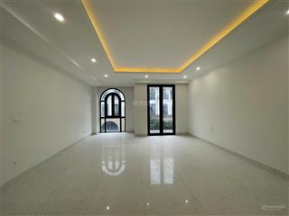 Cho thuê căn liền kề shophouse khu bh9a vin gia lâm 100 m, hoàn thiện 5 tầng, 45tr/tháng
