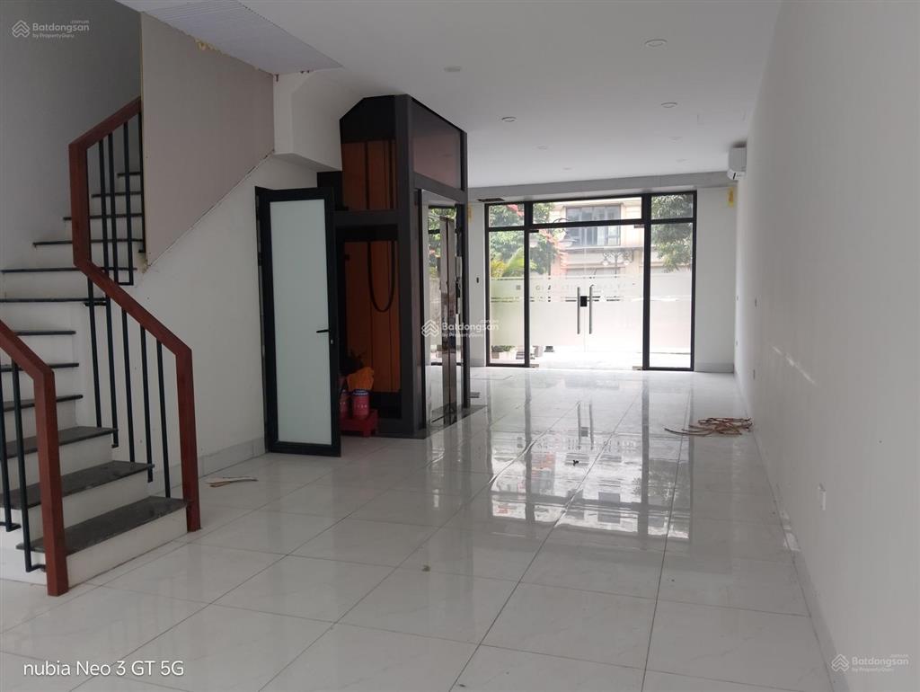 Chính chủ cho thuê shop tmdv hải âu dt 150m giá 15tr