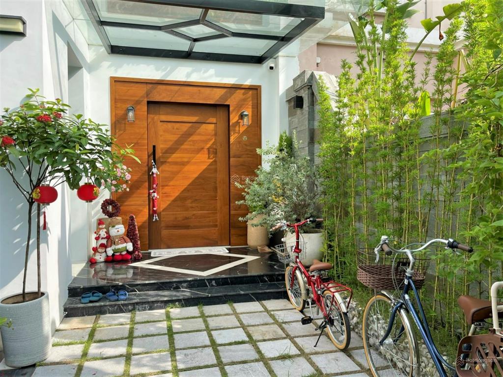 Hiếm đẹp giá tốt nhất! biệt thự khu t khu đô thị ciputra hà nội chỉ việc xách vali về ở/230m2