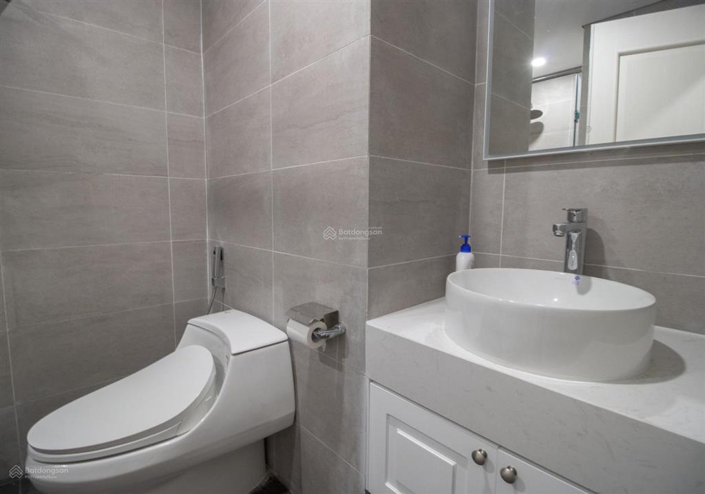 Chính chủ cho thuê căn hộ 3 ngủ  3wc  16tr/tháng