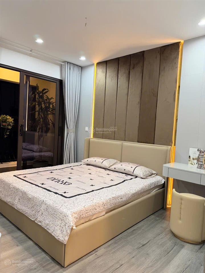 Bán căn hộ chung cư 3pn + 2wc tại florence mỹ đình, full nội thất. giá 8.1 tỷ sổ sẵn