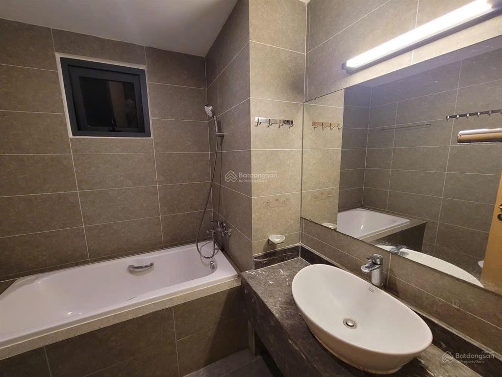 Bán căn hộ 2pn, 2wc tại bamboo airways tower, giá siêu hời 10 tỷ, 96.8m2