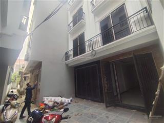 Cực hiếm. bán nhà la phù, 30m ra ô tô tránh, ngõ 3m, dt 37m2 sổ đỏ, 5 tầng. giá chỉ 5.05 tỷ