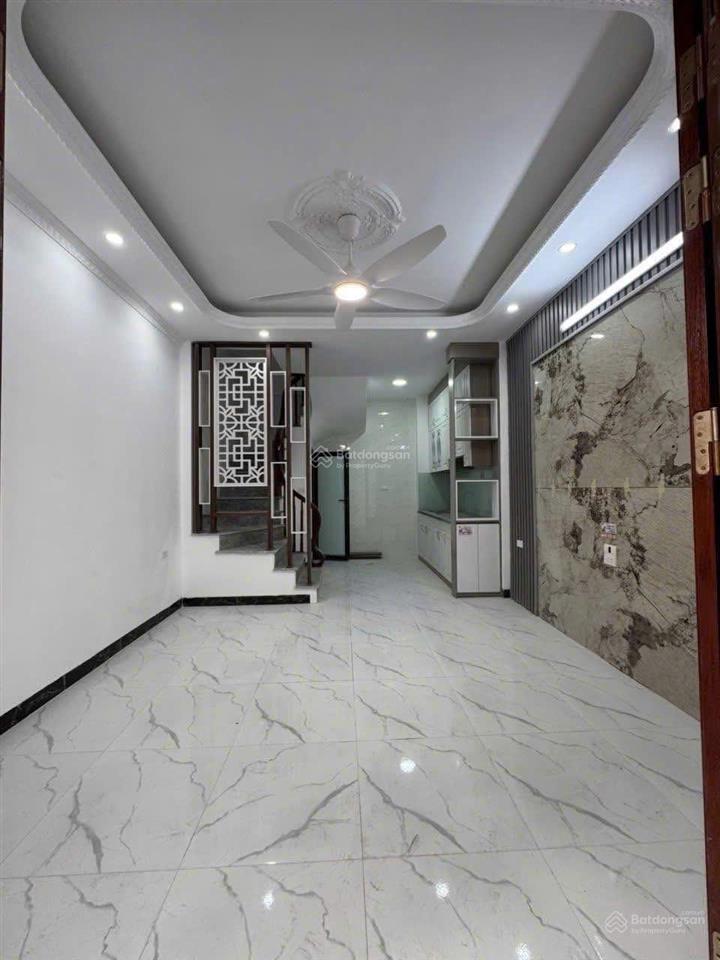 Nhanh tay không hết ạ. nhà đẹp đồng mai, ô tô cách 1om, vào ở ngay. dt 32m2, 5 tầng. giá 4,35 tỷ