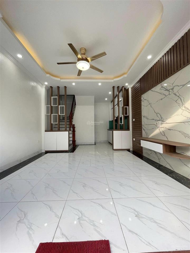 Nhanh tay không hết ạ. nhà đẹp đồng mai, ô tô cách 1om, vào ở ngay. dt 32m2, 5 tầng. giá 4,35 tỷ