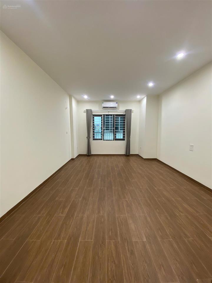 Cực hot. nhà đẹp trong đê yên nghĩa, ngõ 4m, ô tô vào cửa. gần vành đai 4, dt 32m2x5t. giá 5,2 tỷ