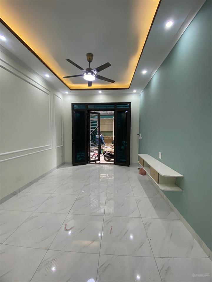 Cực hot. nhà đẹp trong đê yên nghĩa, ngõ 4m, ô tô vào cửa. gần vành đai 4, dt 32m2x5t. giá 5,2 tỷ