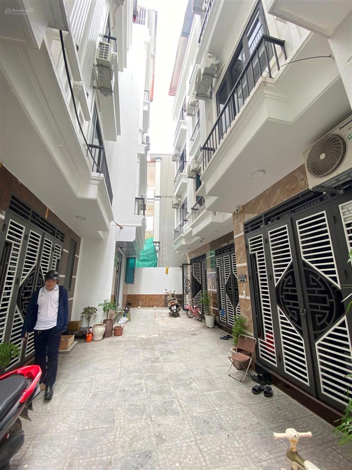 Cực hot. nhà đẹp trong đê yên nghĩa, ngõ 4m, ô tô vào cửa. gần vành đai 4, dt 32m2x5t. giá 5,2 tỷ