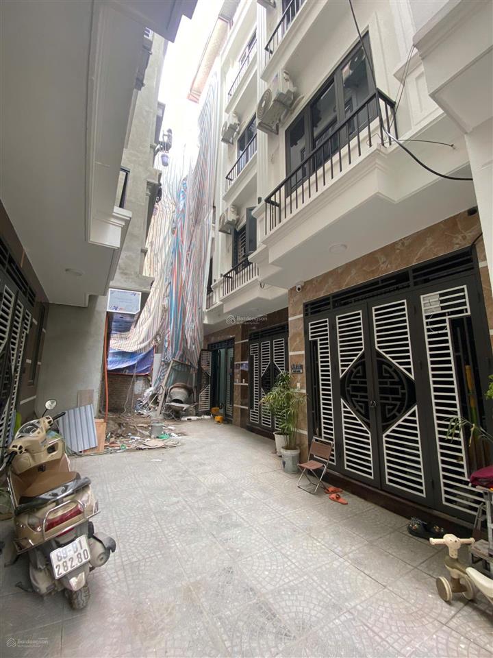 Cực hot. nhà đẹp trong đê yên nghĩa, ngõ 4m, ô tô vào cửa. gần vành đai 4, dt 32m2x5t. giá 5,55 tỷ