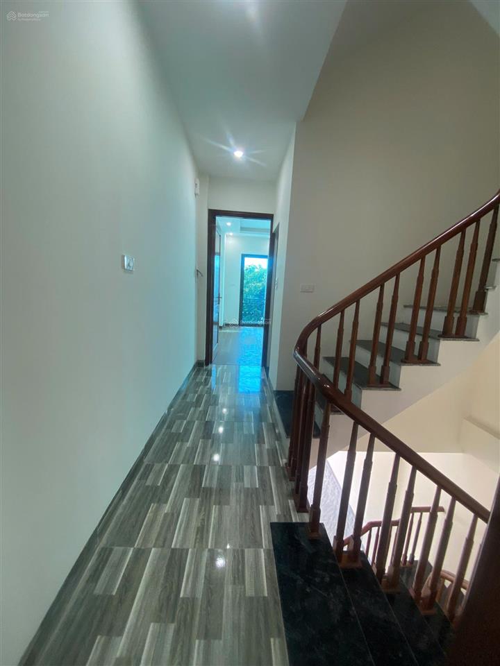 Ai tìm nhà ngõ thông sát kđt nam an khánh nên đọc bài này. dt 42m2, 4 tầng, độc lập. giá 6.6 tỷ