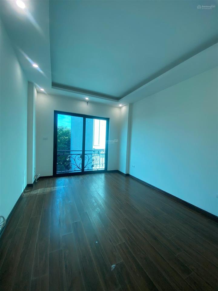 Ai tìm nhà ngõ thông sát kđt nam an khánh nên đọc bài này. dt 42m2, 4 tầng, độc lập. giá 6.6 tỷ