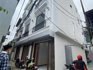 Đón đầu dự án ql6 mở rộng và đh kiểm soát, cần bán nhà tdp an thắng, 35m2x4 tầngx5 ngủ. giá 3,55 tỷ