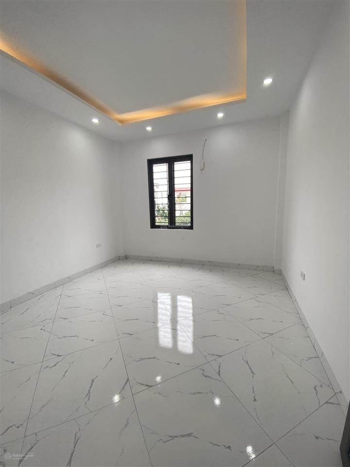 Đón đầu dự án ql6 mở rộng và đh kiểm soát, cần bán nhà tdp an thắng, 35m2x4 tầngx5 ngủ. giá 3,55 tỷ