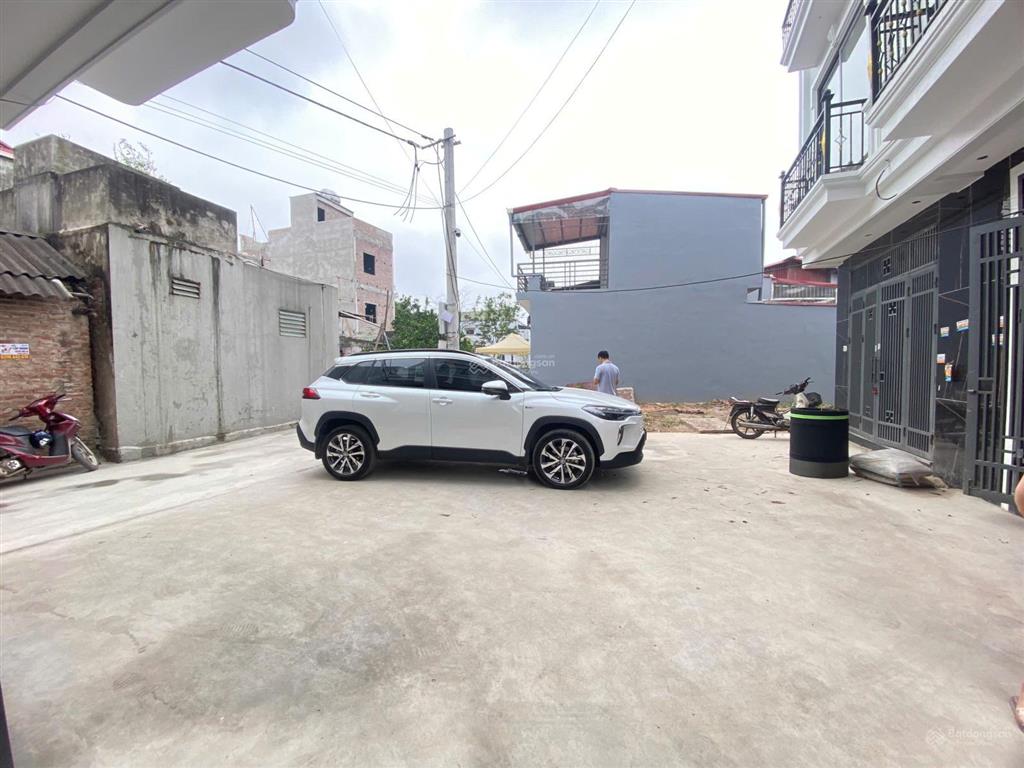 Cực sốc chủ cần tiền trả bank, bán gấp nhà phụng châu, ô tô đỗ cửa, dt 50m2x3 tầng. giá rẻ 2,78 tỷ