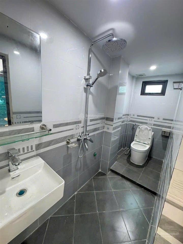 Gấp lắm rồi. chủ nhà ngộp bank bán rẻ nhà phượng đồng phụng châu, dt 40m², 4 tầng. giá 3,5 tỷ