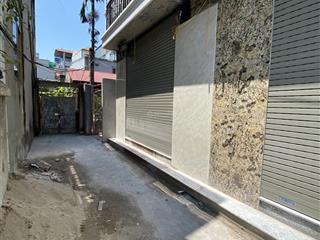 Hàng hiếm trung tâm chúc sơn, gần chợ thị trấn, ô tô cách 1 nhà. dt 38m², 4 tầng. giá 3,59 tỷ
