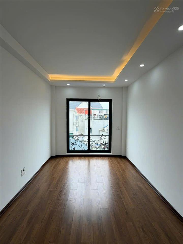 Cực hiếm. bán nhà phượng nghĩa, trung tâm phụng châu, lô góc, ngõ thông ô tô. 32m2x5t. giá 3,65 tỷ
